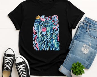 Statue Of Liberty Bubblegum Shirt, Patriotic USA Graphic Tee, Trendy America Hoodie, Fourth Of July Sweatshirt