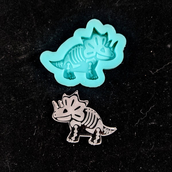 Shiny TRICERATOPS Skeleton DINOSAUR Etched Silicone Mold - 6 Sizes - Resin Wax Clay Metal - Glossy Finish - Crafts Jewelry Pendant Charm DIY