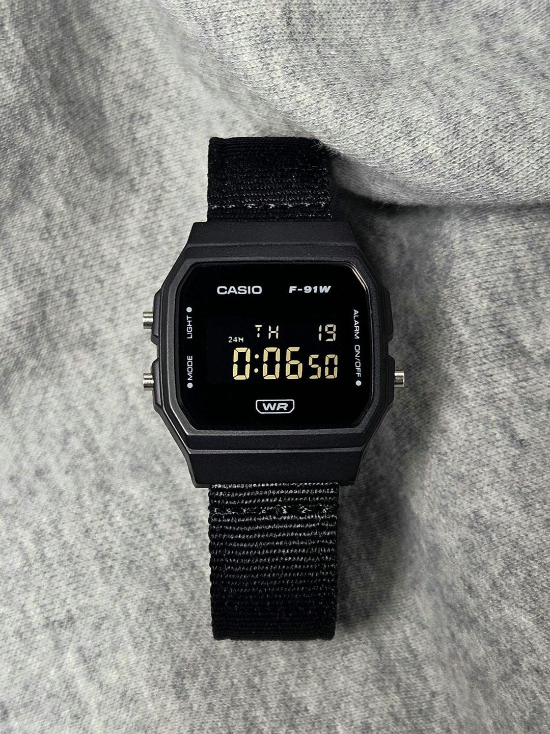 Inverted Watch Black Casio F91W Negative Display – Black NATO Strap – Inverted LCD ...