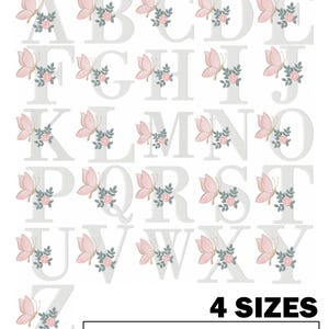 Könnte beinhalten: Ein Alphabet von A bis Z, jeder Buchstabe mit einem rosa Schmetterling und floralen Arrangement verziert. Die Buchstaben sind hellgrau mit einer gestreiften Textur. Das Bild enthält den Text "4 SIZES" und Dateiformatoptionen.