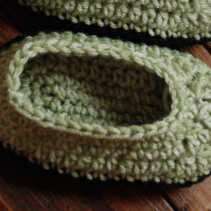 LilySong BELLE SLIPPERS Crochet Pattern in 4 Sizes 2-9 Years Double-Thick Sole image 4