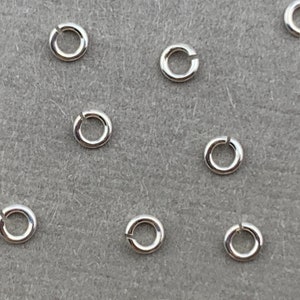 Sterling Silver 3mm 22 Gauge Jump Rings – 0.025&quot; Wire – Pack of 100 – Jewelry Findings USA - Jewelry Findings - Small Silver Jump Rings