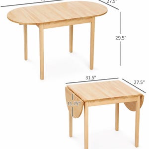 Pu&ograve; includere: Un tavolo in legno chiaro con ante a ribalta mostrato in due configurazioni. Il tavolo ovale esteso misura 55 pollici di lunghezza, 27,5 pollici di larghezza e 29,5 pollici di altezza. Il tavolo quadrato ripiegato misura 31,5 pollici con ante da 11,75 pollici.