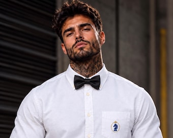 Men’s Crowned Knight Oxford Shirt, Preppy Pocket Graphic Long Sleeve Button-Down