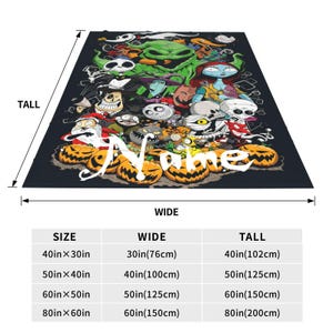 Op de afbeelding: Een zwarte deken met personages uit The Nightmare Before Christmas, waaronder Jack Skellington, Sally en Oogie Boogie. Verkrijgbaar in verschillende maten, waaronder 102 x 76 cm, 125 x 100 cm, 150 x 125 cm en 200 x 150 cm.