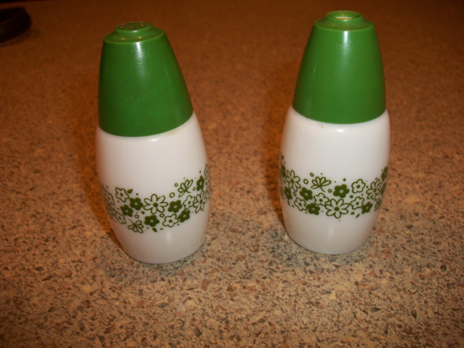 Sale Vintage Corningware Pyrex salt and pepper shakers. Etsy