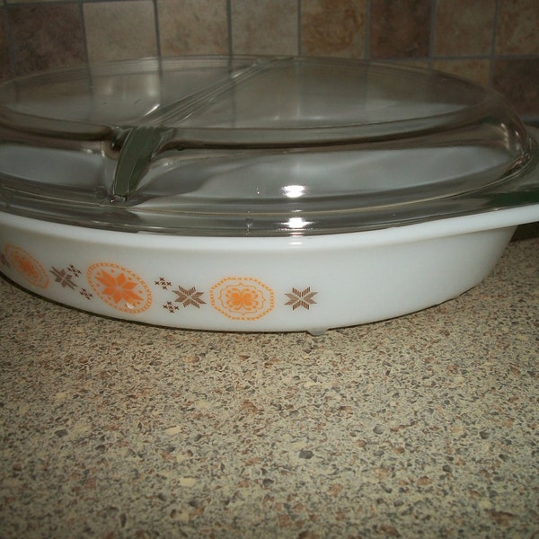 Vintage 1963 Cinderella Oval Divided Serving Dish. Town and Country Pattern.