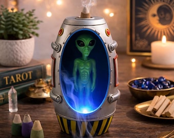 LED Alien UFO Räucherstäbchenhalter - Rückfluss Rauch - Raumschiff Räucherstäbchenhalter - Gamer Raum Dekor - Einzigartiges Geschenk - Inklusive Zapfen & Batterien