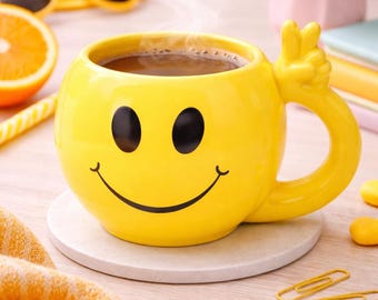 Smiley Face-mugg, söt gul kaffekopp, glad keramikmugg, rolig presentidé, estetisk tekopp, positiva vibbar-mugg