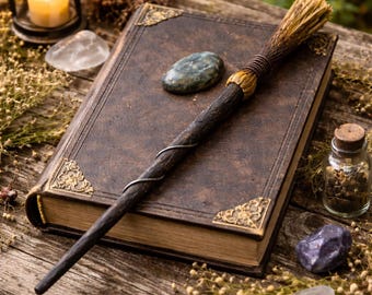 Kvaststav | Häxkvaststav | Magiskt altareverktyg | Rustik trollstav | Hednisk häxkonstdekor | Unik gåva till häxa