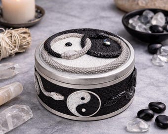 Yin Yang ormprydnadsask | Svartvit ormförvaring | Gotisk dekor | Altarask | Kristallsmyckeshållare | Balanssymbolgåva