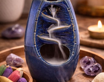 Blauer Rückfluss Weihrauchbrenner – Wasserfall Räucherstäbchenhalter – Keramik Zen Dekor – Meditation Rauchbrunnen – Entspannungs Geschenk