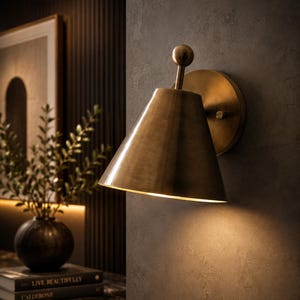 Aplique de pared pivotante de latón hecho a mano, lámpara de pared estilo mediados de siglo, luz de pared vintage, decoración industrial moderna, aplique de pared ajustable.