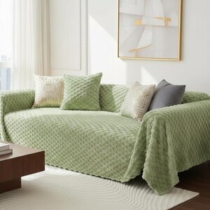 Plush Flannel Couch Cover Thickened Non Slip Seat Protector, Simple Modern Sofa Slipcover for Autumn Winter Home, Cozy Minimalist Seat Cover