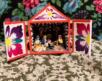 Miniatura peruwiańskiej szopki Retablo, szopka bożonarodzeniowa, ołtarz, sztuka ludowa
