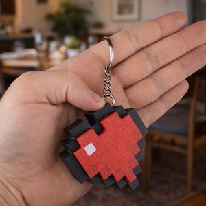 8-Bit Pixel Heart Keychain – Retro Gamer Accessory, Red Love Keyring