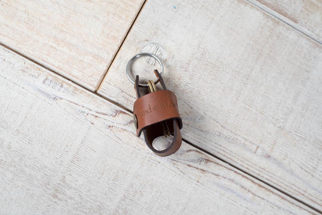 Zip Key Chain Pouch Brown Mono / Classic