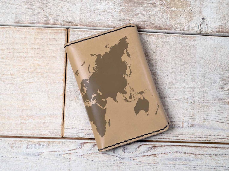Cartera de pasaporte de cuero, cubierta de pasaporte de viaje, billetera de pasaporte personalizada, cubierta de pasaporte hecha a mano, cubierta de diario de notas de campo de cuero imagen 6