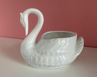 Vintage Porcelain Swan Planter – Glossy White Textured Bowl, Cottagecore Decor