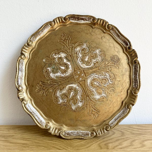 Vintage Florentine Wooden Tray, Gold Gilt Italian Serving Tray, Hollywood Regency Decor, Round Vanity Tray, Ornate Cottagecore