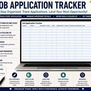 Può includere: Un tracker digitale per le candidature di lavoro visualizzato sullo schermo di un portatile, caratterizzato da un layout a foglio di calcolo con colonne per azienda, posizione, data, luogo, stipendio, stato, colloquio e date di follow-up.