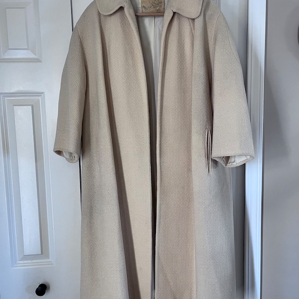 Vintage women’s spring coat