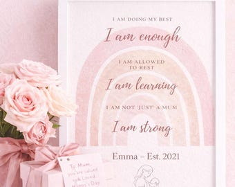 Stampa personalizzata con affermazione per la mamma / Quadro da parete "Io sono abbastanza" / Regalo personalizzato con nome e anno / Decorazione neutra per la cameretta con arcobaleno / Download digitale in formato A4