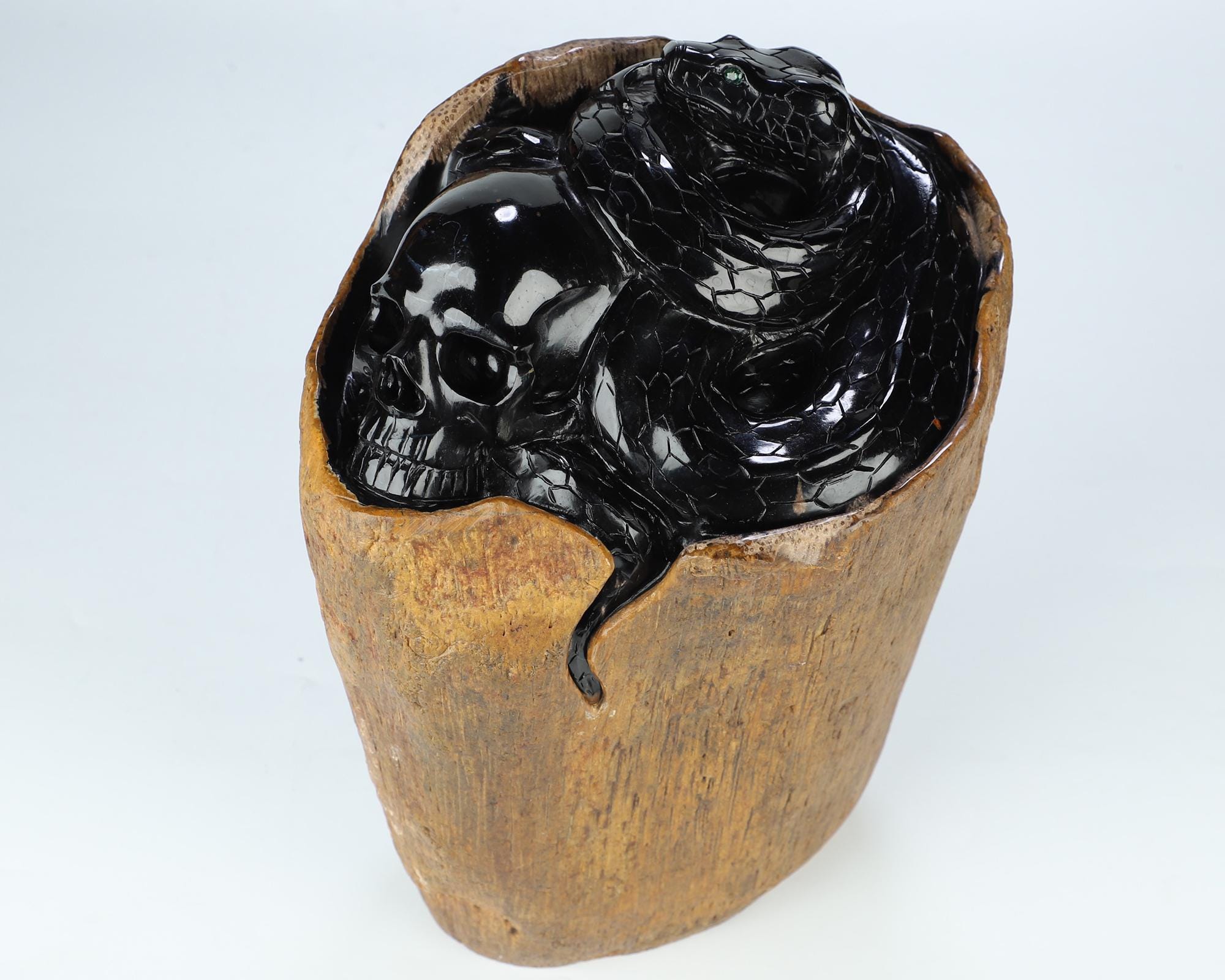 Skullis Crystal Skull, 8.7