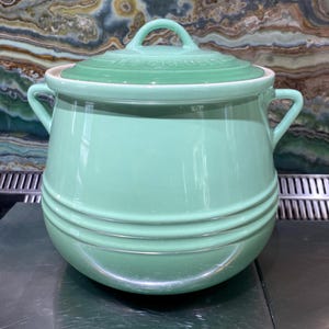 Le Creuset Heritage Stoneware Bean Pot in Fennel Green