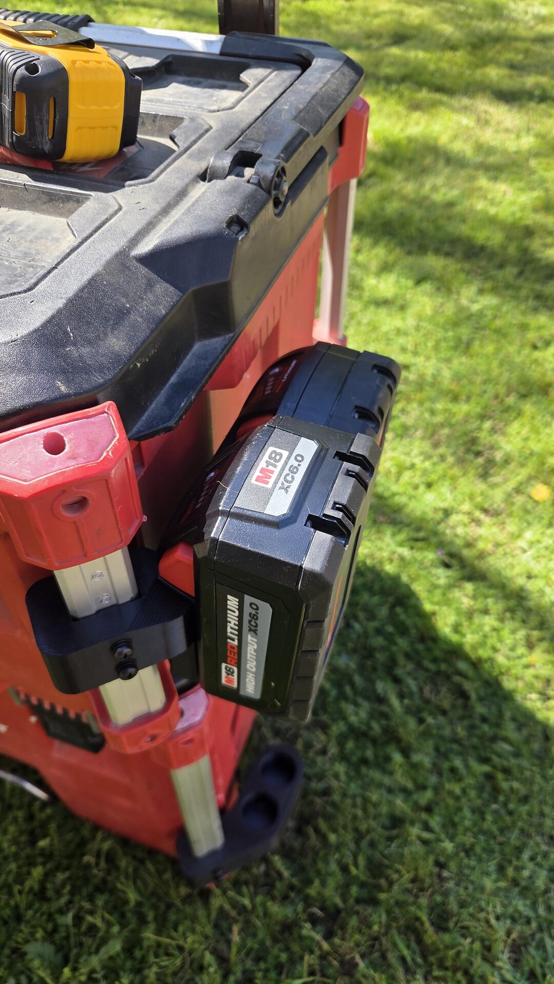 Battery Buddy 2 – M18 Battery Holder for Packout Side Rails | Dual ...