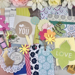Ephemera Kit 50 Teile, Junk Journal Zubehör, Mystery Craft Bundle Scrapbook Pack, Dekorative Papiere, Vintage Collage Journaling Bundle