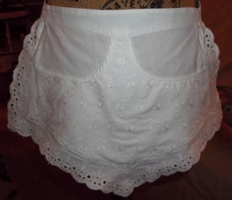 Vintage, white apron, cotton, short apron, image 1