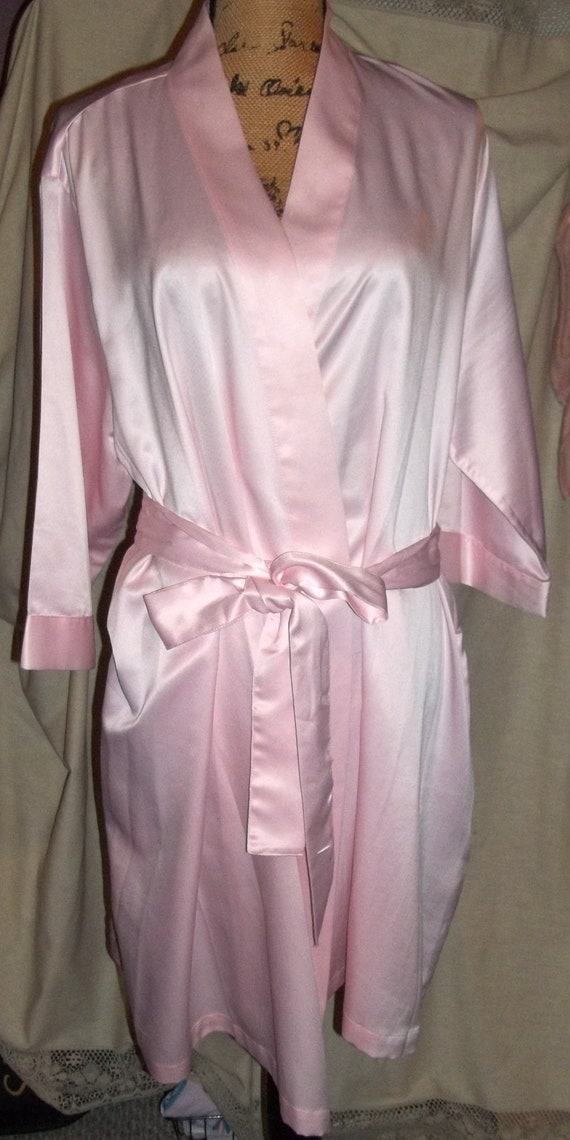 womens vintage robe Gem