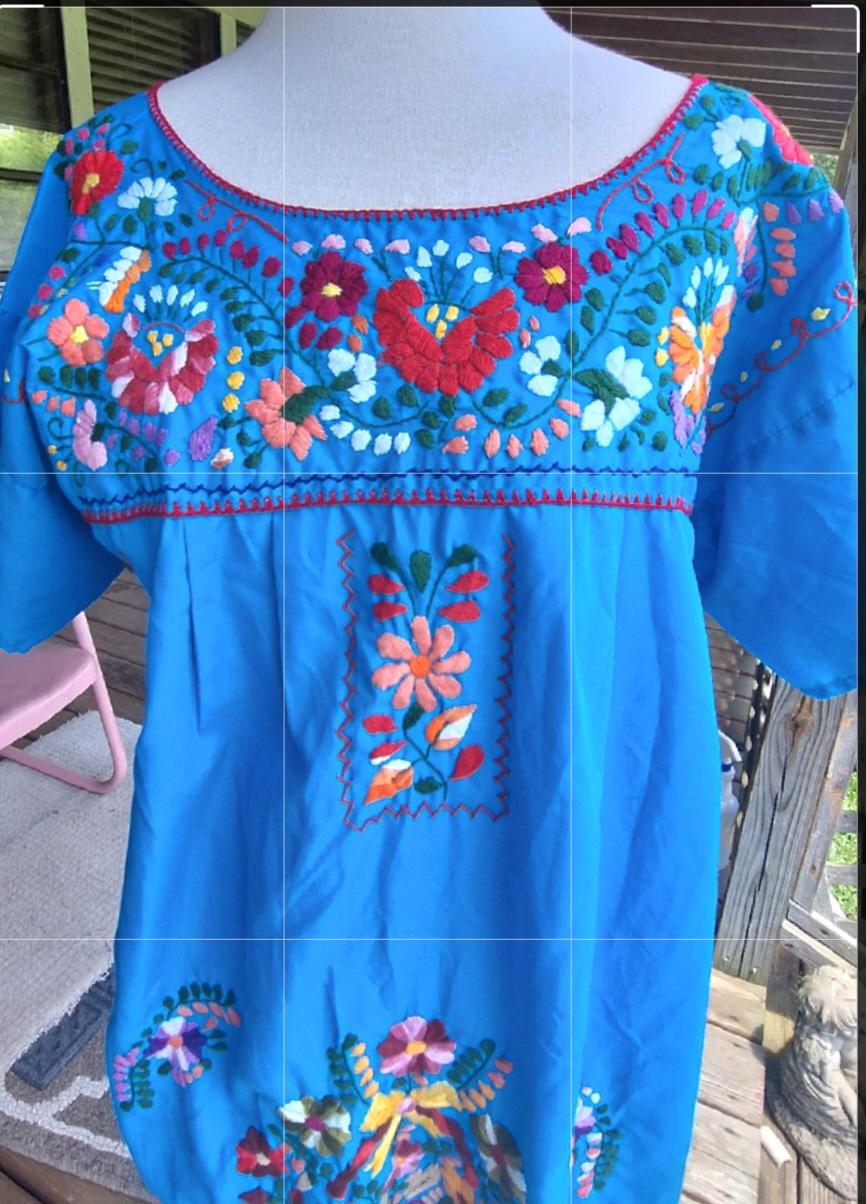 Vintage Mexican Mumu. Handmade in Mexico  Zapoteco ,.        Blue embroidered mexican dress. Size XL