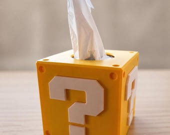 SuperMario-inspirerad näsduksask med frågeblock | 3D-tryckt Kleenex-hållare i måttanpassad färg | Mario-dekor | Gamerpresent | Nintendo-inspirerad heminredning
