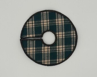 Green Plaid Wine Stem Charm | Drink Identifier for Parties | Wine Lover Gift