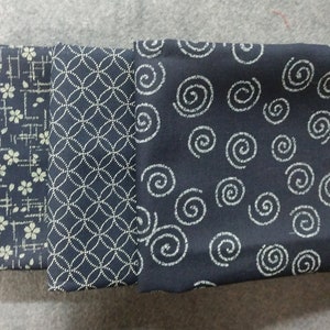 Indigo Japanese fabrics / Cosmo Japan cotton fabrics / Fat Quarters / dark blue fabrics image 2