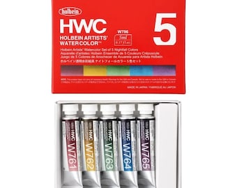 Puede incluir: Un juego de cajas rojas de acuarela Holbein Artists' con cinco tubos de 5 ml. La caja incluye el texto "HWC" y "HOLBEIN ARTISTS' WATERCOLOR". Los tubos están etiquetados W761, W762, W763, W764 y W765.