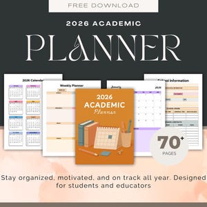 Puede incluir: Una taza de cerámica blanca con asa negra y el texto "But First, Coffee" en negrita negra. La taza se encuentra sobre un fondo neutro, resaltando su diseño sencillo.