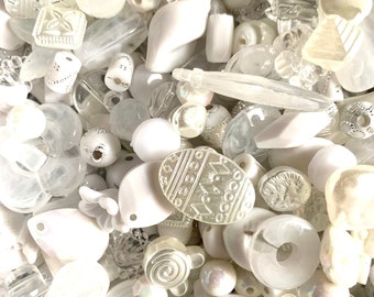 White Bead Mix Acrylic : Assorted Sizes & Finishes