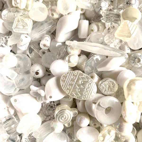 White acrylic bulk bead soup mix, bulk mix acrylic assorted beads white and pearly theme blend of mixed sizes