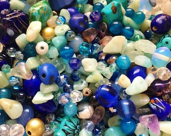 Blauwe kralensoepmix: diverse glaskralen om te knutselen