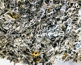 Assorted Animal Charm Mix: Bulk Pendants for Jewelry Making