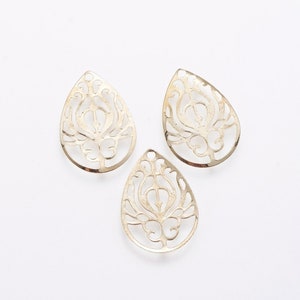 Golden Teardrop Filigree Pendants: Etched Iron Embellishments (20mm)