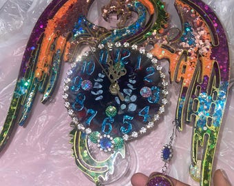 Dragon Resin Wall Clock with Detachable Earrings | Glitter Fantasy Art Decor