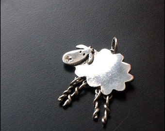 Rozarka - Sterling silver sheep pendant