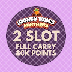 以下が含まれることがあります： Looney Tunes Partnersのロゴとオレンジ色のニンジンのアイコンが描かれた紫色の円形グラフィック。暗い紫色の背景に白いダイヤモンドグリッドが重なり、白い大きな文字で「2 SLOT FULL CARRY 80K POINTS」と記されています。