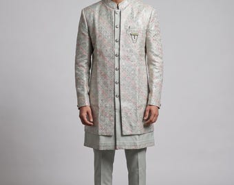 Silverblommig herrkostym Sherwani Indo västerländsk kostym Indisk brudgumsbrudklänning Marskalkar