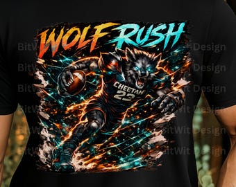 PNG de lobo de fútbol, diseño de camiseta Wolf Rush, imágenes prediseñadas de mascota deportiva agresiva, gráfico de lobo corriendo, PNG de sublimación