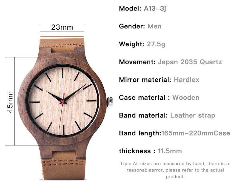 Puede incluir: Un reloj de madera con esfera clara, manecillas negras y segundero rojo. El reloj tiene una correa de cuero marr&oacute;n y una caja de 4,5 cm de alto y 2,3 cm de ancho. El grosor del reloj es de 1,15 cm.